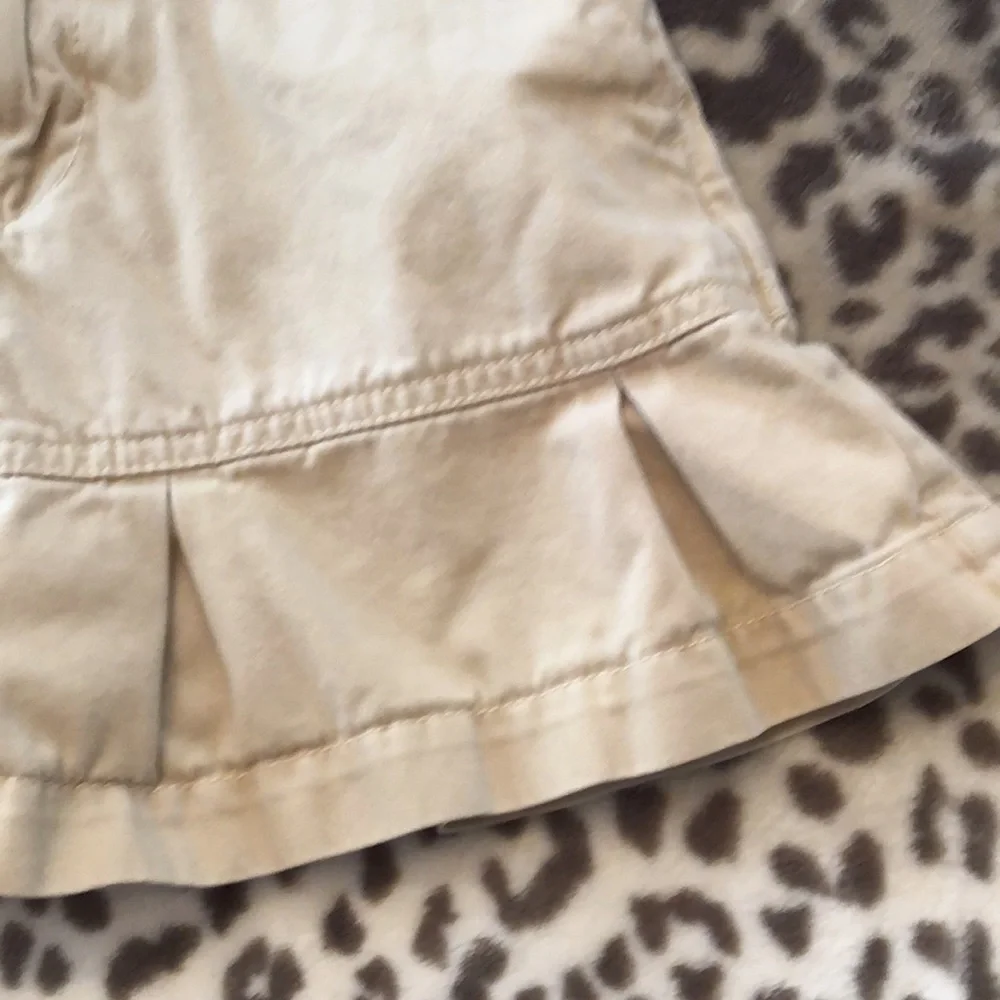 2006 GapKids Tan Khaki Pleated Skirt with Shorts Size 8 Girls